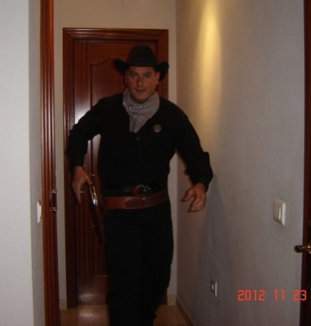  Ya que diversos foreros me han solicitado reabrir aquel viejo y exitoso hilo "Vernos las caras", 10