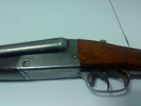Hola,
Recientemente he heredado de mi padre (todavía vivo), una escopeta Víctor Sarasqueta que heredó 10