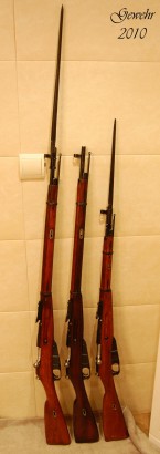 El Mosin-Nagant ..
es un rifle militar accionado por cerrojo, con cargador de cinco proyectiles, que 170