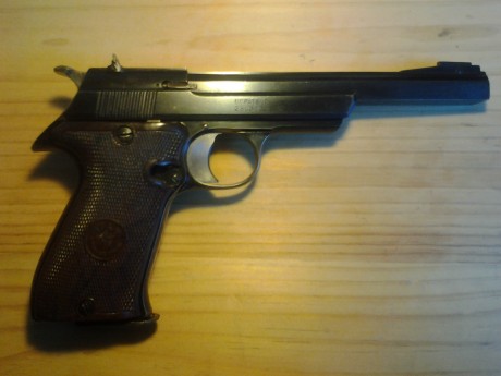 Hola,he abierto este hilo para que todos aquellos que tengais armas Españolas,podais lucirlas aqui con 01