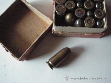 Hola a todos foreros, hoy un familiar mio me ha llamado porque encontro una FN Browing 1910 en una caja 130