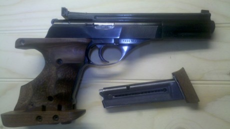 Hola,he abierto este hilo para que todos aquellos que tengais armas Españolas,podais lucirlas aqui con 100