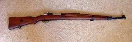 Bueno aqui estamos otra vez pero esta vez con ayuda 
Empezamos con armamento ligero FUSILES

FUSIL MAUSER 110