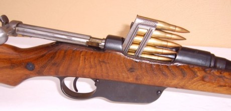 Bueno aqui estamos otra vez pero esta vez con ayuda 
Empezamos con armamento ligero FUSILES

FUSIL MAUSER 130