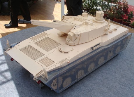 Creo que es TATA, presentado en DEFEXPO 2012.
Y me parece curioso por recordarme a varios y portar torre 00