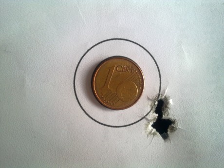 Hola compañeros.

Hoy he estado probando la carabina y poniéndola ha tiro.
Tengo que decir que estoy gratamente 60