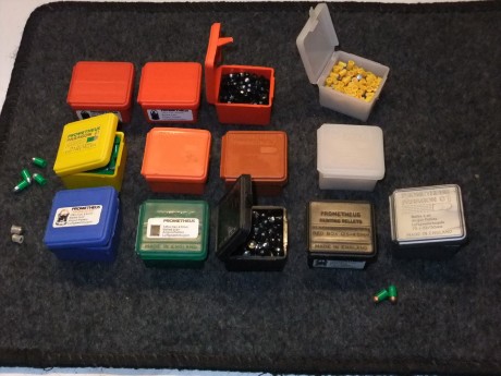Hola. Desde hace más de cuarenta años he ido guardando las cajas de balines que caían en mis manos, y 72