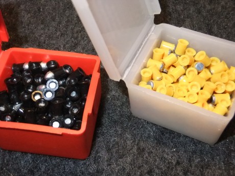 Hola. Desde hace más de cuarenta años he ido guardando las cajas de balines que caían en mis manos, y 70