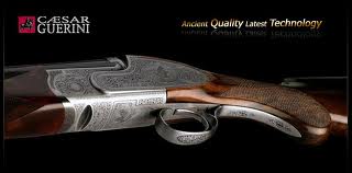 En 1889 J.M.Browning no regala a todos la primera semiautomática de la historia la Auto-5, esta arma utiliza 00