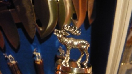 hola,aqui os muestro unos cuchillos muela de la serie iberica,es una serie ya descatalogada.muestra a 02