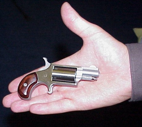 Hola compañeros, 

Con todo este lio sobre el borrador del nuevo reglamento de armas, me he puesto a pensar 160