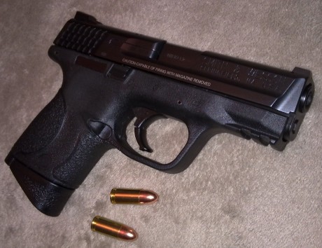   Hola chicos, como veo que falta un sub-foro de esta marca (lo hay de Glock, de 1911's, de Revólveres, 30