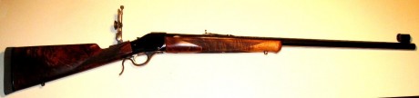 Ya amenacé hace tiempo en el hilo de los Benelli, seguramente es el rifle más extendido en España y cada 50