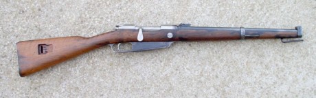 Hace unos días encontré por casualidad en una web extranjera un arma a la venta que hacía muchos años 31