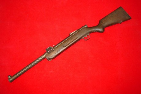 Hace unos días encontré por casualidad en una web extranjera un arma a la venta que hacía muchos años 80