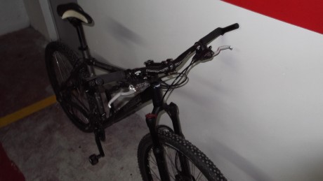 Vendo mi bicicleta MTB Rockrider modelo 8.1 en buen estado, la vendo por no usar, y debido a que no lo 02