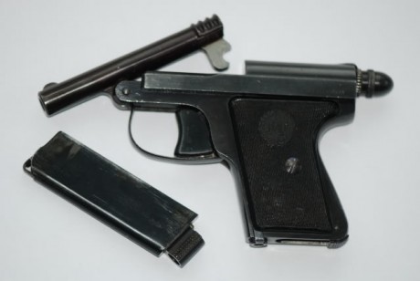 Hace unos días encontré por casualidad en una web extranjera un arma a la venta que hacía muchos años 50