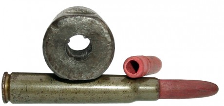 Hace unos días encontré por casualidad en una web extranjera un arma a la venta que hacía muchos años 100