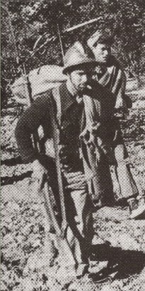 El Mosin-Nagant ..
es un rifle militar accionado por cerrojo, con cargador de cinco proyectiles, que 101