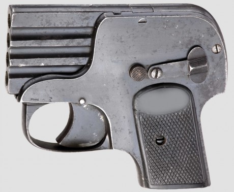 Hace unos días encontré por casualidad en una web extranjera un arma a la venta que hacía muchos años 120