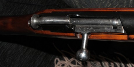 El Mosin-Nagant ..
es un rifle militar accionado por cerrojo, con cargador de cinco proyectiles, que 151
