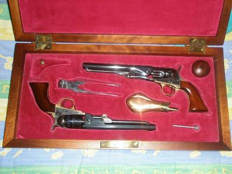  Hilo para colocar fotos, de esas armas de pólvora negra que tanto nos gustan y tenemos bien cuidadas, 90