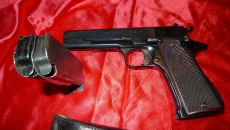 Hola,he abierto este hilo para que todos aquellos que tengais armas Españolas,podais lucirlas aqui con 50