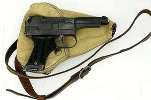Supongo que ya habreis visto el reportaje que publica esta web sobre este arma.Pero en los comentarios 160