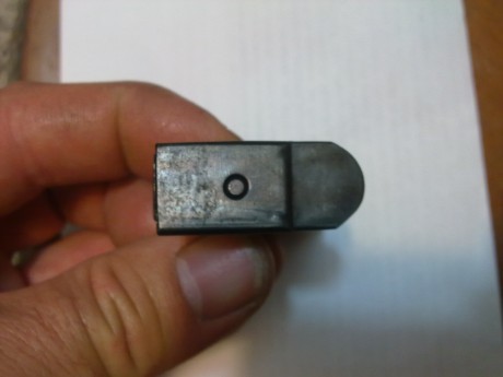 Hola, tengo varios cargadores sin identificar, a ver si me podeis decir algo.
    Gracias anticipadas.
 00