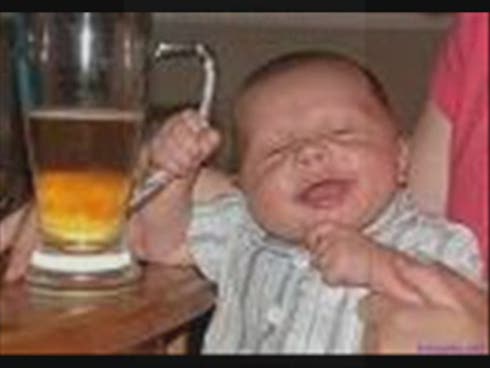He chicos, aunque parezca mentira, he encontrado una foto de nuestro querido Ferarrfe de bebe!!

 :mrgreen: 00