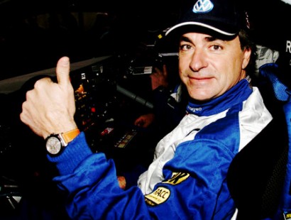 Por fin Carlos Sainz ha ganado el Dakar, esta vez la mala suerte no ha venido a saludarle.
Enhorabuena 40