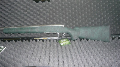 hola,buenas tardes.aqui os muestro mi recien llegado r 700 mil spec.cuando lo vi por primera vez me quede 02