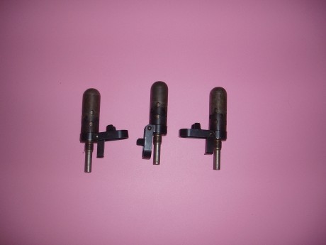 Vendo estas tres bocachas para salvas suecas. No se a que arma pertenecen al M38 o al M96 desde luego 00