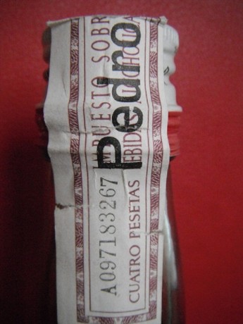 Se vende botella de Brandy Fundador de febrero de 1970 (43 años), en perfectísimo estado de conservación, 21