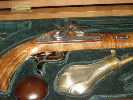 Este se encuentra en el museo de ejercito de toledo y fue propiedad de los duques de Montpensier. 20