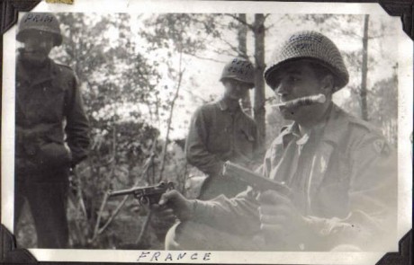 Hace unos días encontré por casualidad en una web extranjera un arma a la venta que hacía muchos años 60