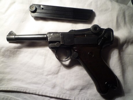 Hola; Quería pedir ayuda a este Foro de expertos ya que un familiar cercano tiene, por herencia, una pistola 32