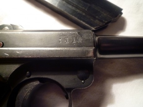 Hola; Quería pedir ayuda a este Foro de expertos ya que un familiar cercano tiene, por herencia, una pistola 31