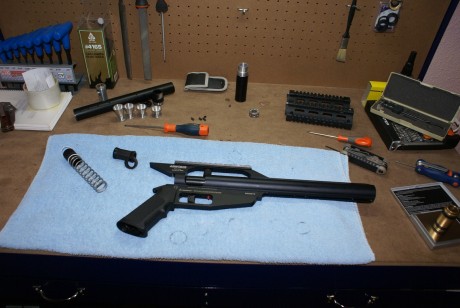 Buenas, pues eso voy a poner unas fotos de las modificaciones que he realizado a un AirForce Pistol cal. 02