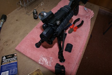 Buenas, pues eso voy a poner unas fotos de las modificaciones que he realizado a un AirForce Pistol cal. 51