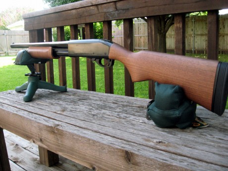 Hola

He comprado una Remington 870 wingmaster en buen estado, con pequeñas señales de uso en sus maderas, 10