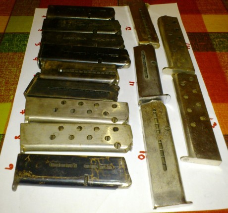 tengo una pequeña colección de cargadores, pero la he hecho a partir de intentar hacerme con uno especifico 01