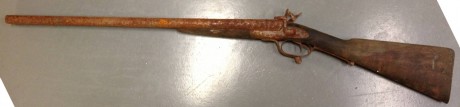 Hola amantes y seguidores de "armas.es" aqui un nuevo paisano!!!

Tengo una escopeta y no se 02