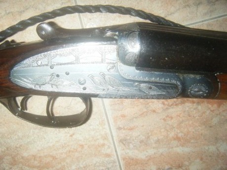 Hola, dispongo de dos escopetas de mi bisabuelo y me gustaría venderlas, no tengo ni idea del modelo que 30