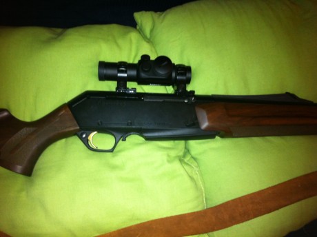 Hola a todos vendo mi fn long track con cañon fluted acanalado calibre 9.3x62,tiene monturas recknagel, 00