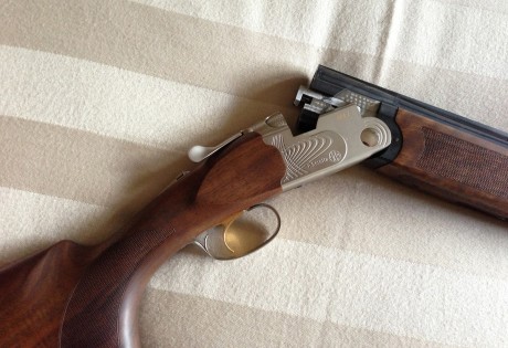 Vendo Beretta 686E como recien salida de la armería. He tirado literalmente 2 rondas de tiro al plato. 00