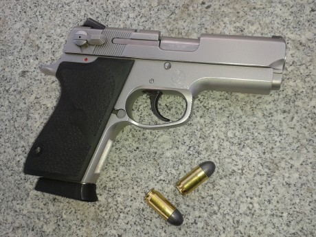   Hola chicos, como veo que falta un sub-foro de esta marca (lo hay de Glock, de 1911's, de Revólveres, 120
