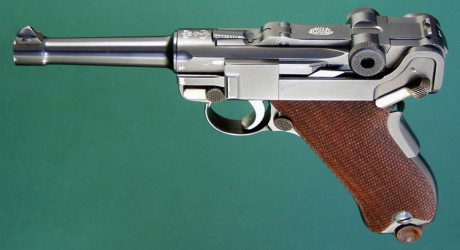 Por favor alguien me podría informar sobre las pistolas P08 que fueron reglamentarias en Portugal, si 60