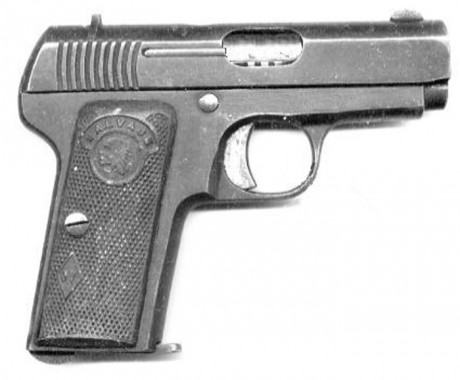 Buenas noches, compañeros :-)

¿Conoce o sabe alguien de una pistola de la marca INDIAN del 7,65?.

Es 120