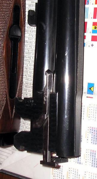 Hola a todos,

Vendo escopeta superpuesta del 12 Laurona Derby XMS, monogatillo con selector de tiro, 12